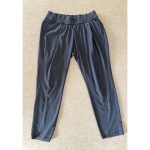 Athleta Interlude Lounge Ankle Pants Jogger Gray Zip Back Pocket Women’s Sz 10